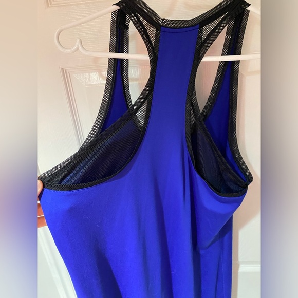 Fabletics halter dress with mesh. Size xl - Picture 2 of 3